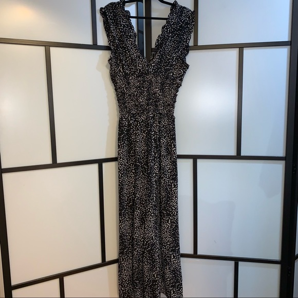 Max Studio V Neck Shirred Waist Jumpsuit - Picture 10 of 11